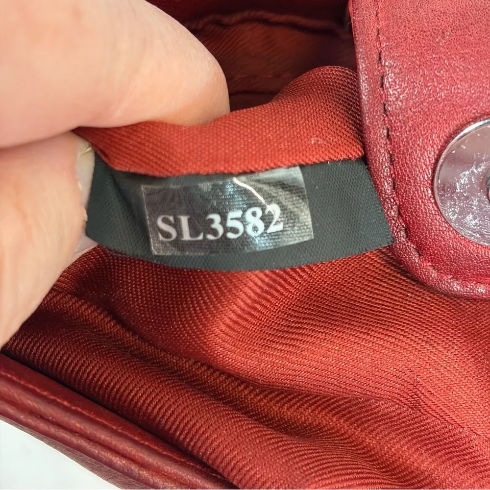 Y2K Genuine Leather Oxblood Shoulder Bag Embossed Floral - Picture 5 of 10